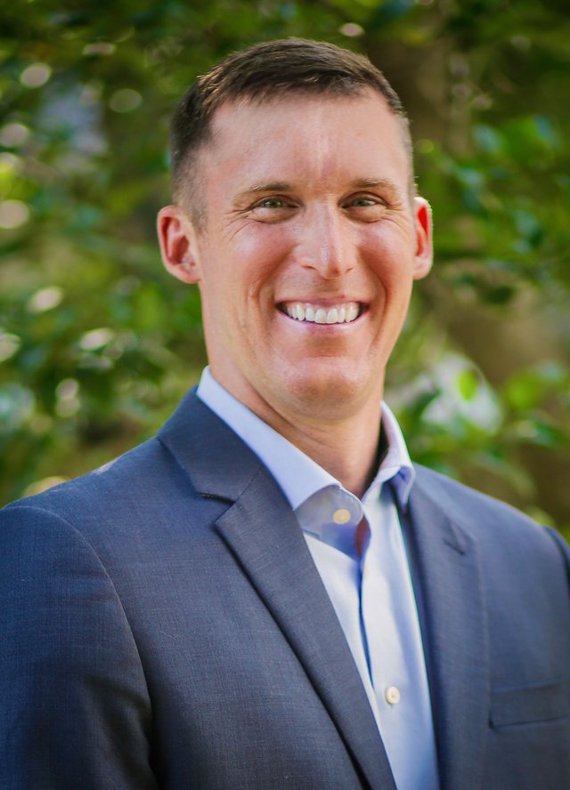 Dr. Nathan Belcher